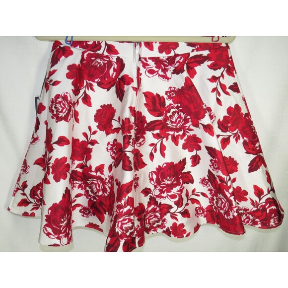 City Studio Red White Floral Crinoline Lined Circle Mini Skirt Juniors Size 11 - Picture 9 of 11